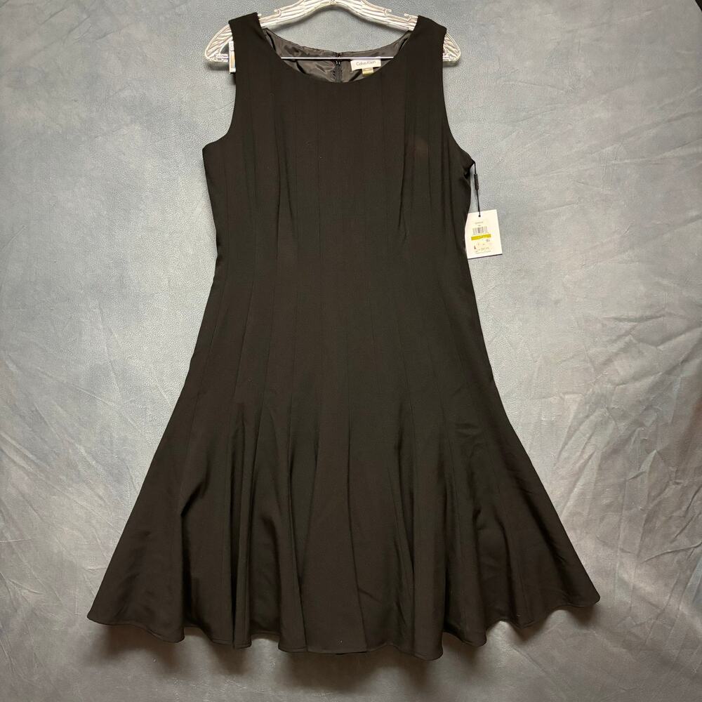 Elegant Black Sleeveless Dress